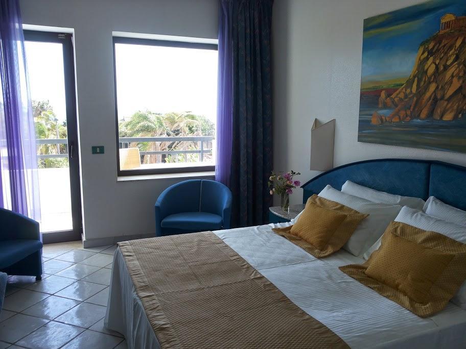 Acacia Marina Hotel Marina di Ragusa Ngoại thất bức ảnh