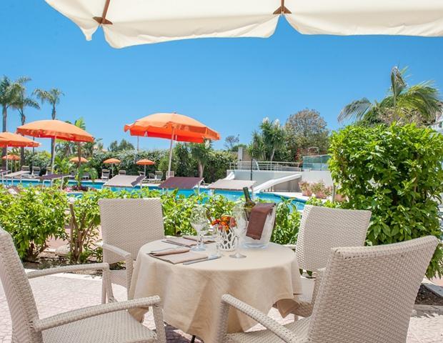 Acacia Marina Hotel Marina di Ragusa Ngoại thất bức ảnh
