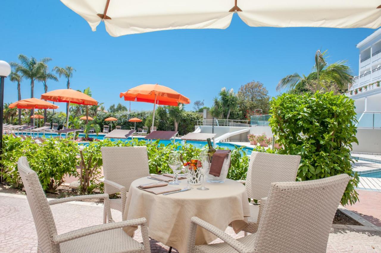 Acacia Marina Hotel Marina di Ragusa Ngoại thất bức ảnh