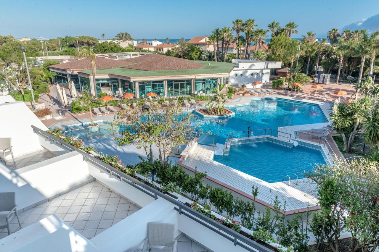 Acacia Marina Hotel Marina di Ragusa Ngoại thất bức ảnh