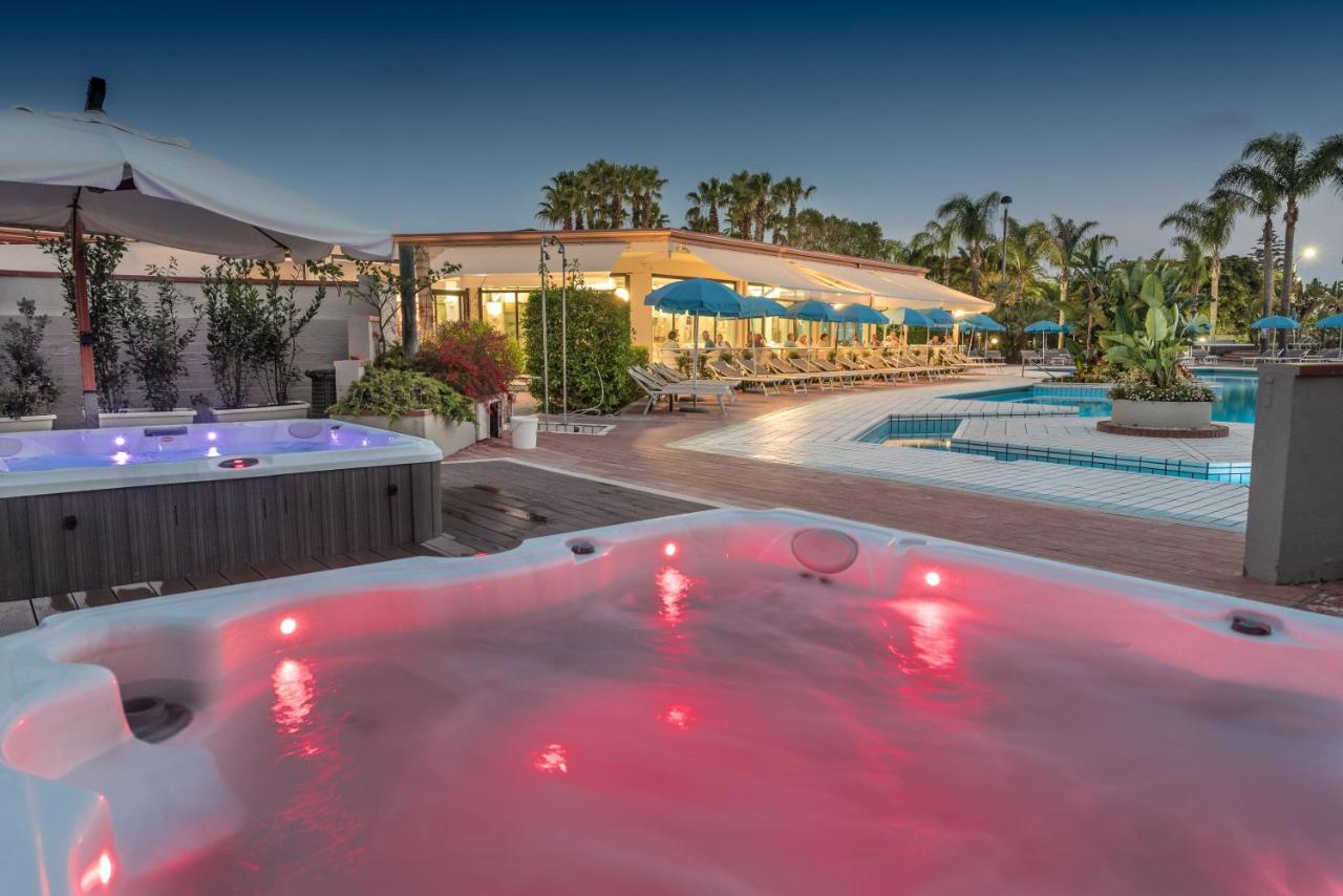 Acacia Marina Hotel Marina di Ragusa Ngoại thất bức ảnh
