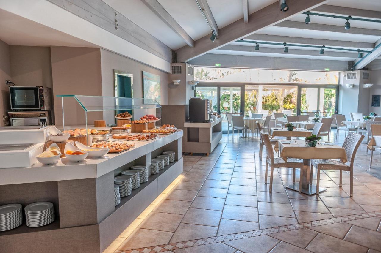 Acacia Marina Hotel Marina di Ragusa Ngoại thất bức ảnh