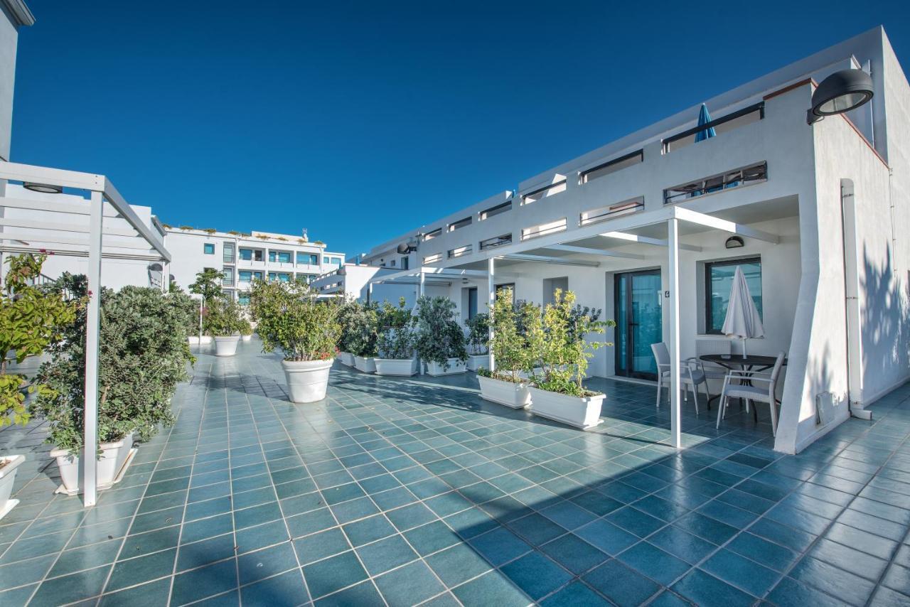 Acacia Marina Hotel Marina di Ragusa Ngoại thất bức ảnh