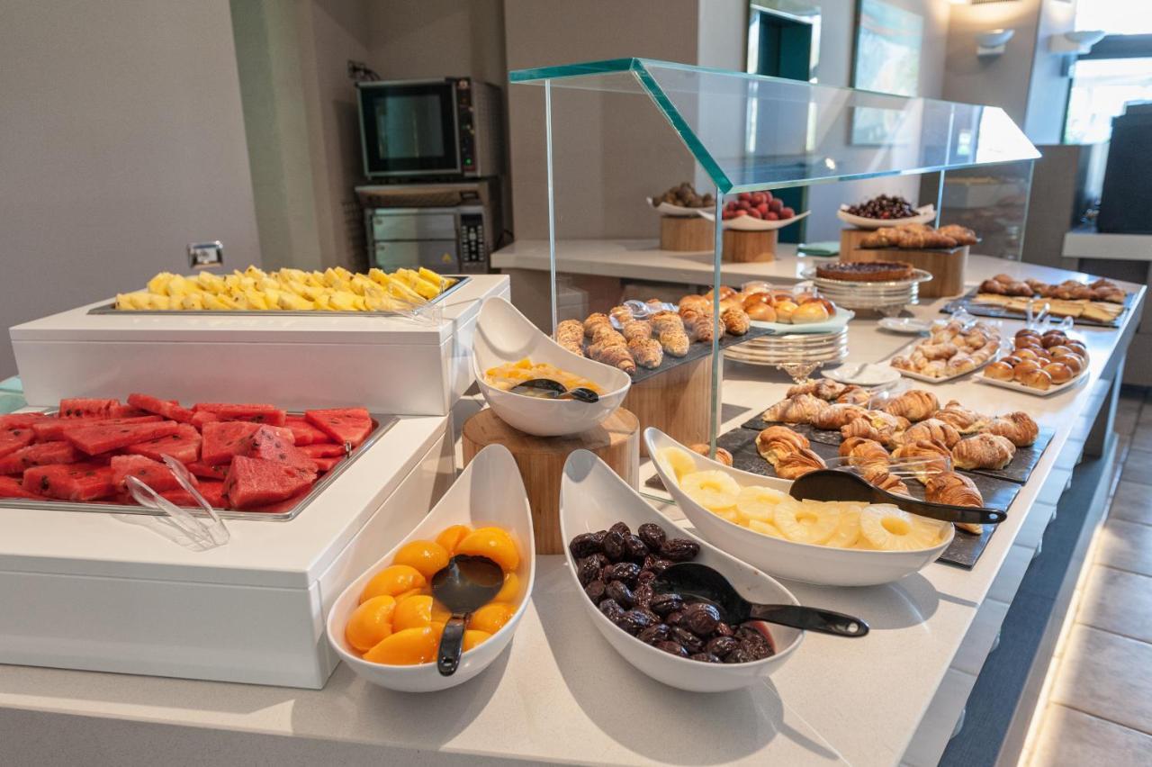 Acacia Marina Hotel Marina di Ragusa Ngoại thất bức ảnh