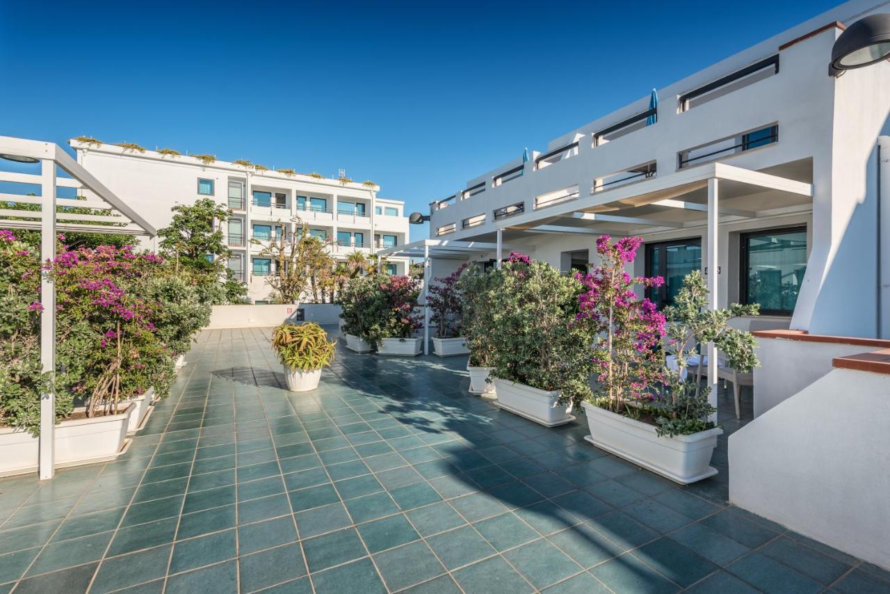 Acacia Marina Hotel Marina di Ragusa Ngoại thất bức ảnh